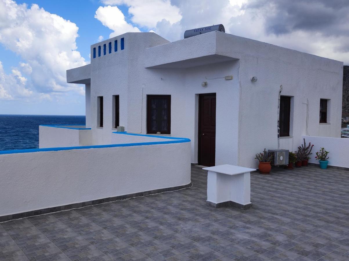 Blue Sea Studios Arkasa Bagian luar foto